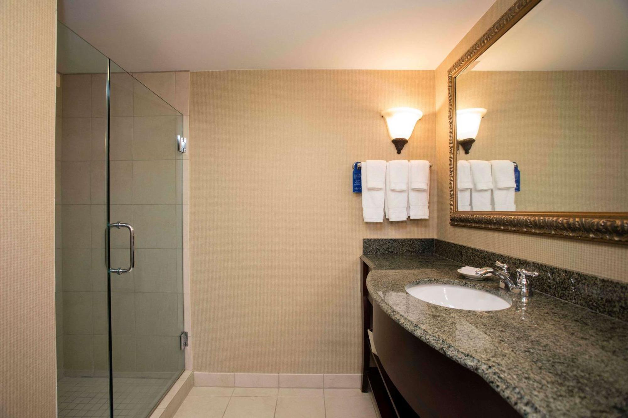 Courtyard By Marriott Athens Downtown Hotel Luaran gambar